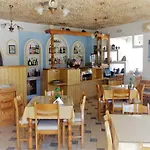 Marianna Hotel