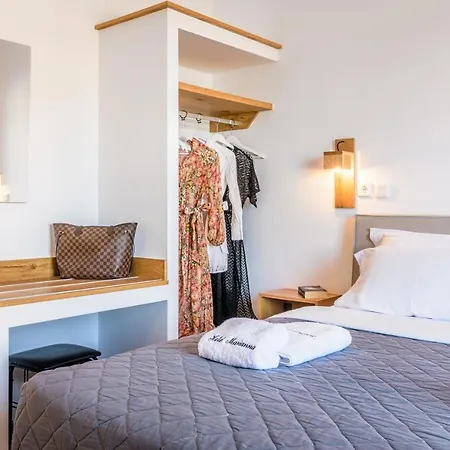 Hotel Marianna Perissa (Santorini)