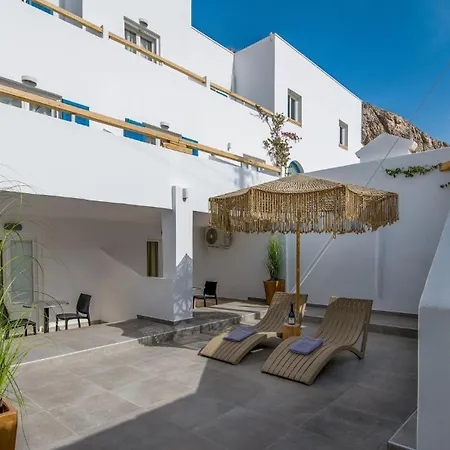 Marianna Perissa (Santorini)
