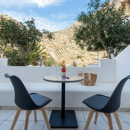 Marianna Otel Perissa (Santorini)