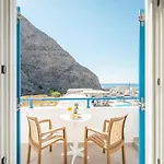 Marianna Hotel 3*