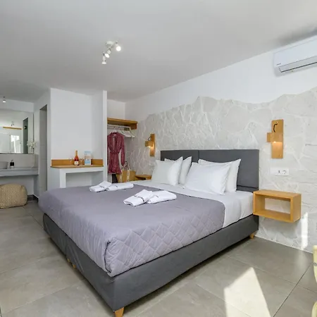 Marianna Perissa (Santorini)