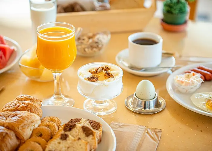 Hotel Marianna Perissa (Santorini)